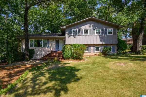 3233 WAGON GAP TRAIL, Vestavia hills, AL 35216