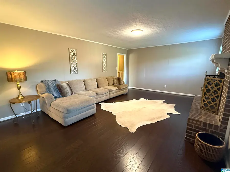 2329 VALLEY LANE, Sylacauga, AL 35150 - #2