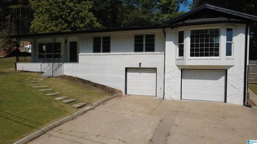 1416 29TH AVENUE N, Hueytown, AL 35023 - #3