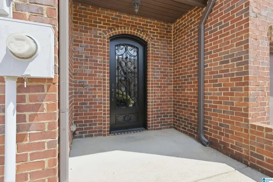 648 FLAG CIRCLE, Hoover, AL 35226 - #2