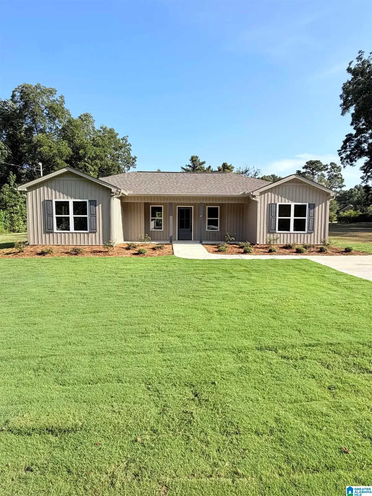 718 TIPPETT STREET, Clanton, AL 35045 - #1