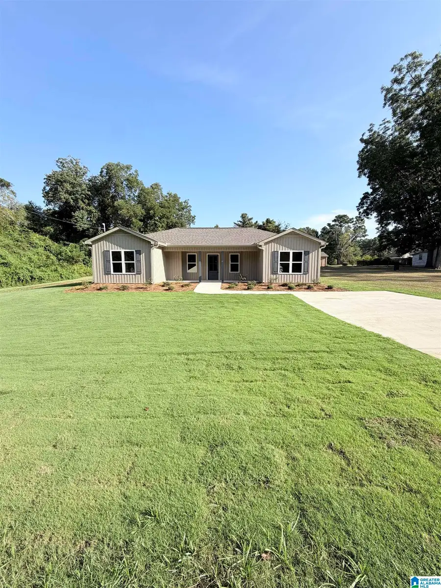 718 TIPPETT STREET, Clanton, AL 35045 - #2
