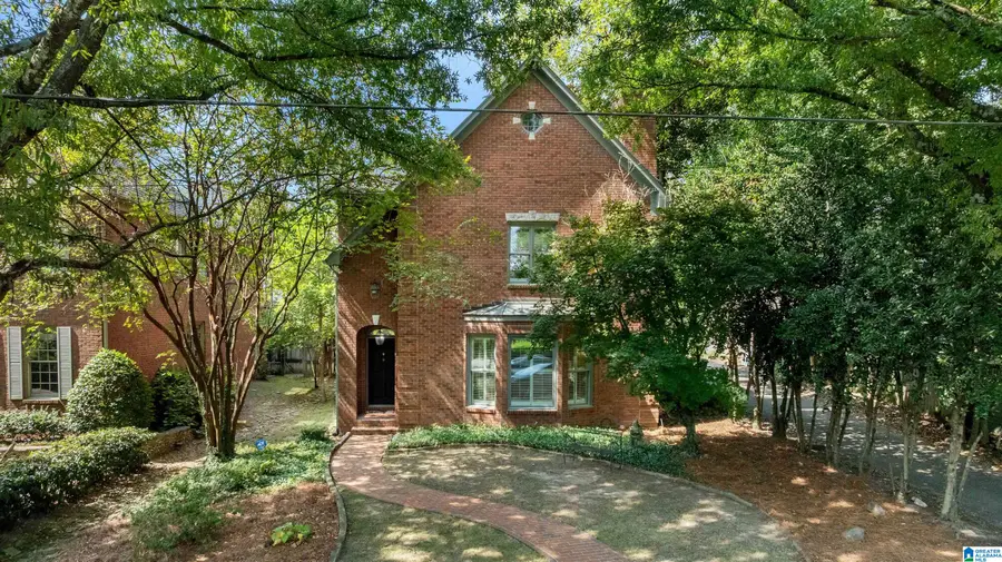 60 MAIN STREET, Mountain Brook, AL 35213 - #2