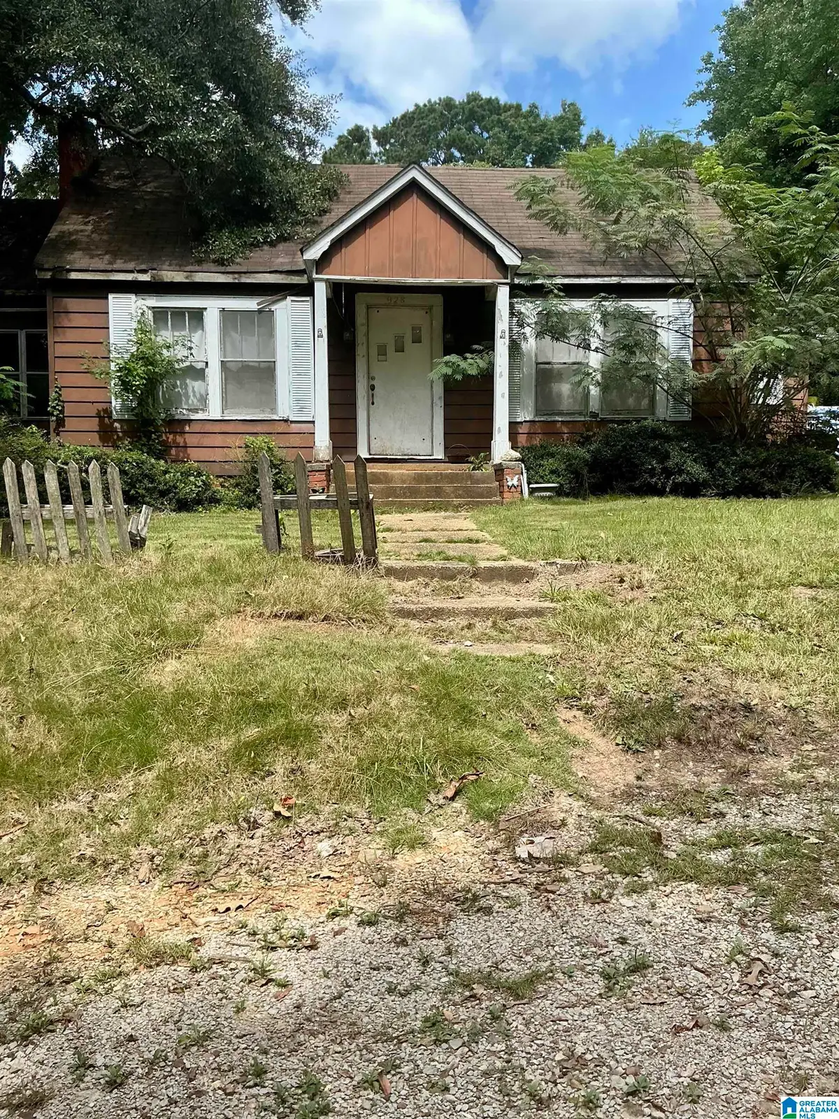 928 N NORTH STREET EAST, Talladega, AL 35160 - #1