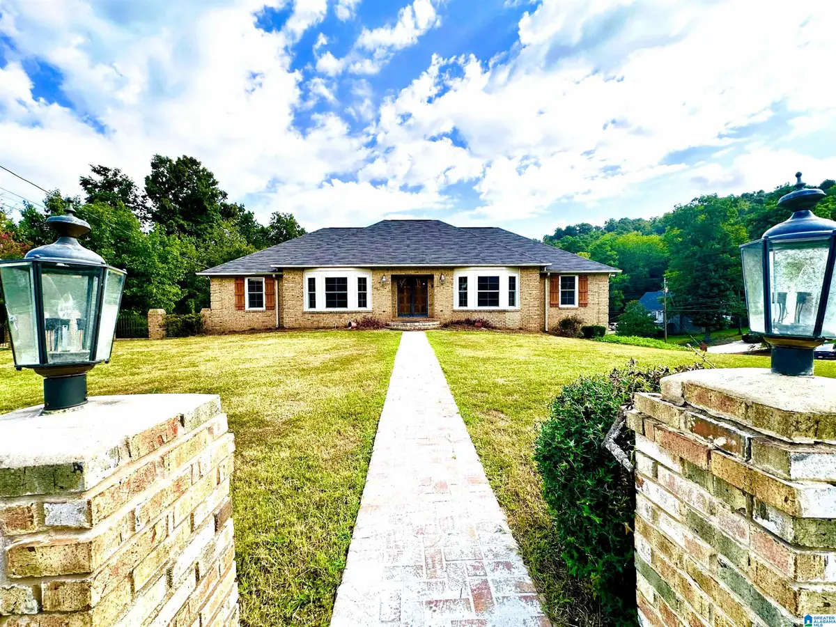 1520 AUMAN DRIVE, Birmingham, AL 35235 - #1
