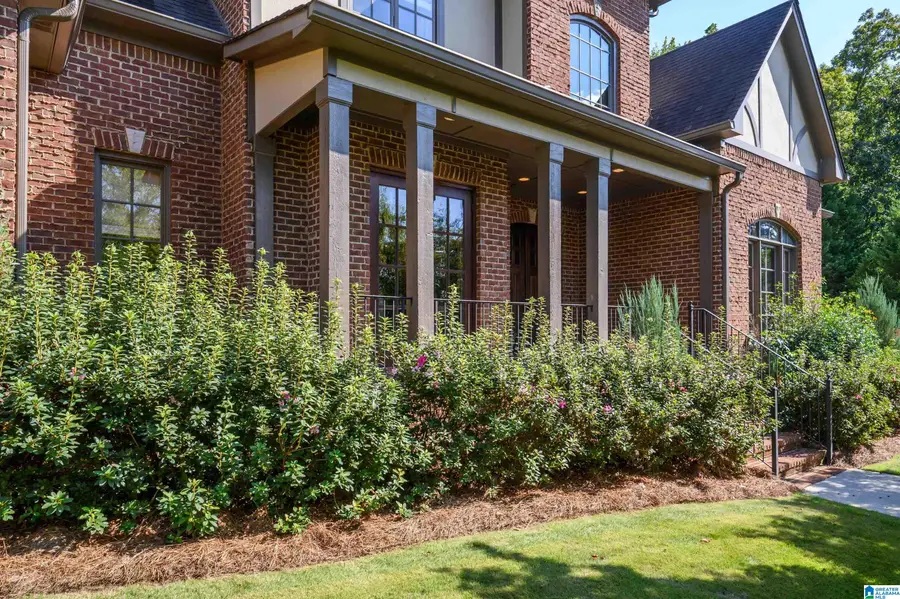 1009 HILLSIDE CRESCENT, Hoover, AL 35242 - #2