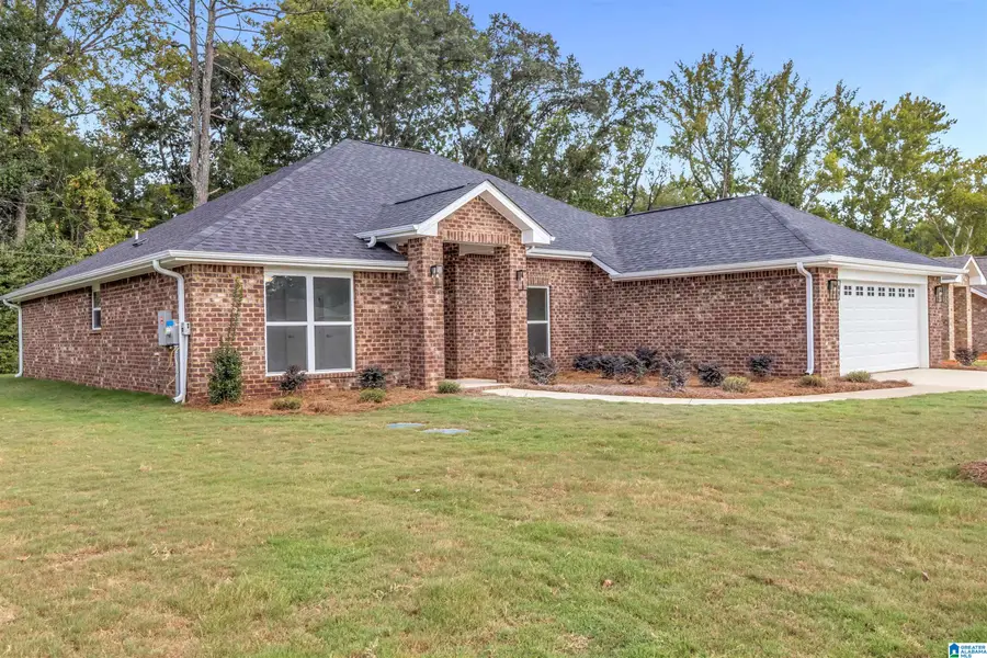 689 JAMESTOWN CIRCLE, Montevallo, AL 35115 - #2