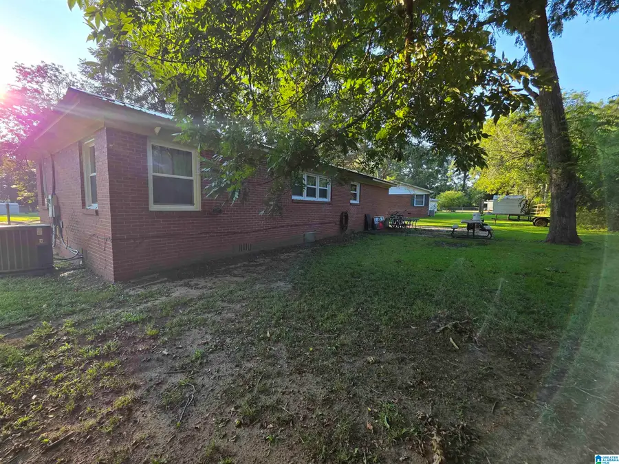 121 GRACE CIRCLE, Linden, AL 36748 - #2