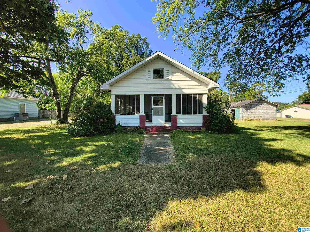 302 W 9TH STREET, Sylacauga, AL 35150 - #1
