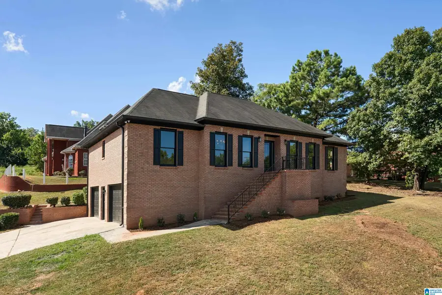 1800 MANDELA DRIVE, Birmingham, AL 35211 - #3