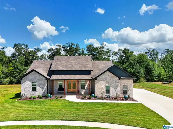 105 CREST LOOP ROAD, Clanton, AL 35115