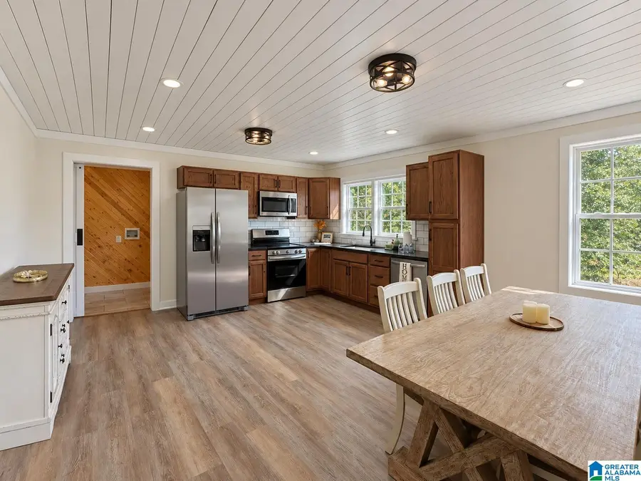 13181 E CAPITOL DRIVE, Lawley, AL 36793 - #3