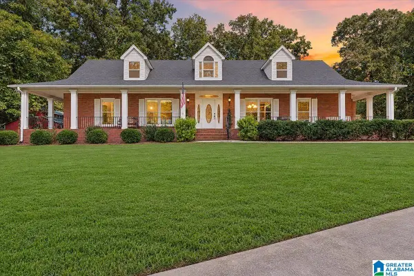 221 TWIN OAKS DRIVE, Oneonta, AL 35121