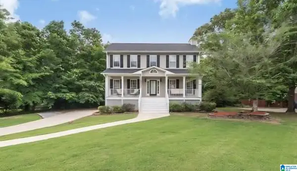105 PARK FOREST TERRACE, Alabaster, AL 35007