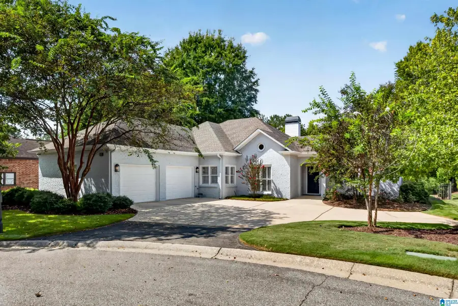 922 CALEDONIAN WAY, Vestavia Hills, AL 35242 - #3