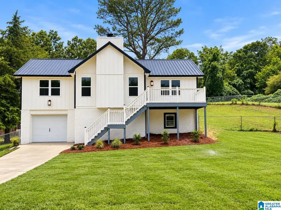 106 E 49TH STREET, Anniston, AL 36206 - #2