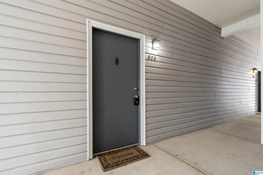 806 WOODLAND VILLAGE, Vestavia Hills, AL 35216 - #2