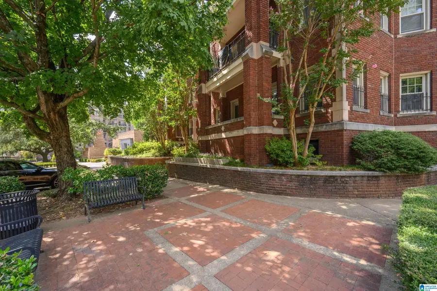 2620 HIGHLAND AVENUE, Birmingham, AL 35205 - #2