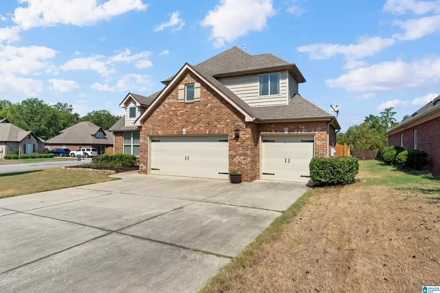 300 CREEKSIDE CIRCLE, Pelham, AL 35124 - #2