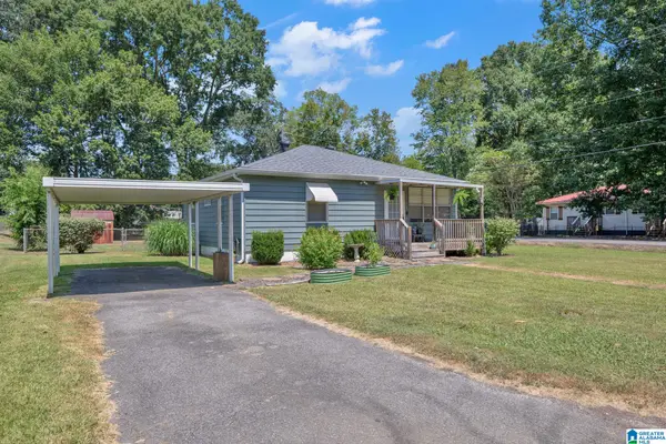201 LAKELAND AVENUE, Hueytown, AL 35023
