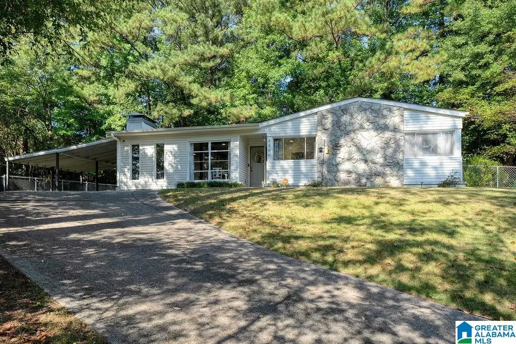3200 CHAPEL HILL COURT, Hoover, AL 35216 - #1
