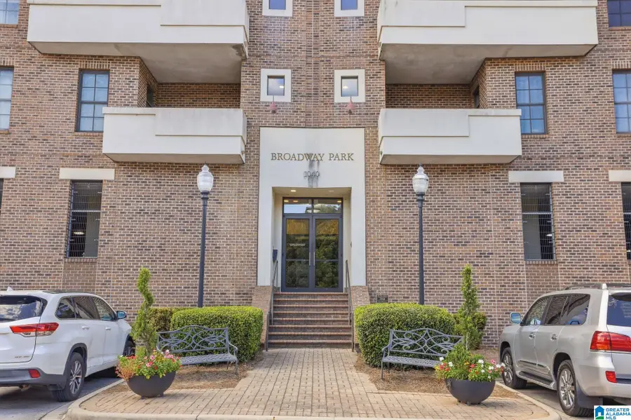 1040 BROADWAY PARK, Homewood, AL 35209 - #3