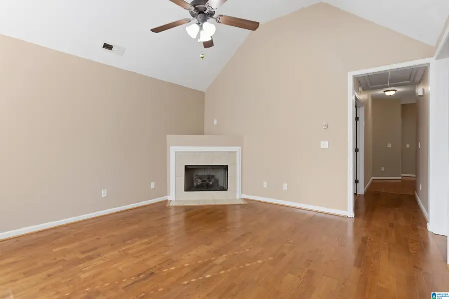 5827 SOUTHWOOD PARKWAY, Bessemer, AL 35022 - #2