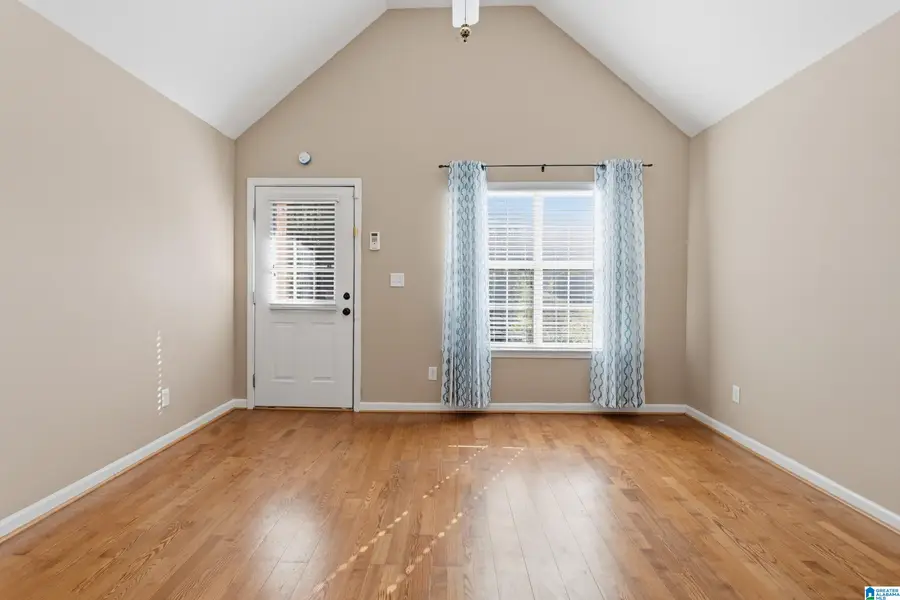 5827 SOUTHWOOD PARKWAY, Bessemer, AL 35022 - #3