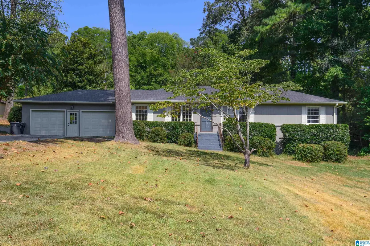 1812 MOUNTAIN WOODS PLACE, Vestavia Hills, AL 35216 - #1