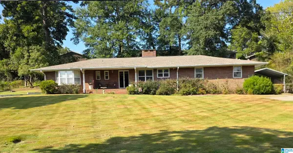 100 LINWOOD DRIVE, Hueytown, AL 35023