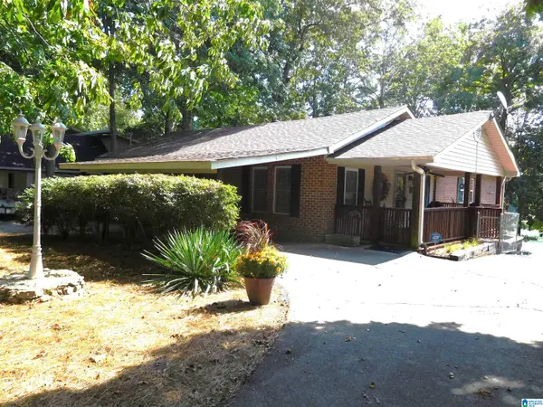 2432 LAKESHORE DRIVE, Oneonta, AL 35121