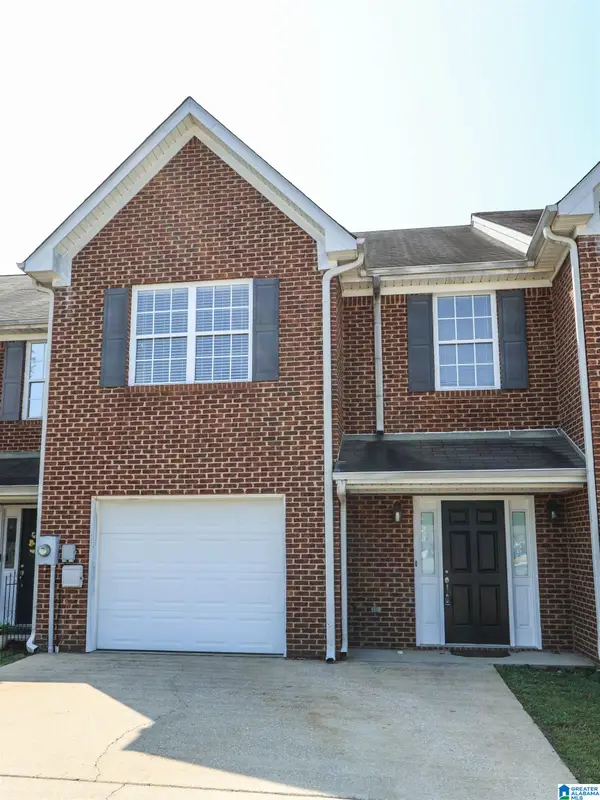 2056 QUEENS COURT, Moody, AL 35004
