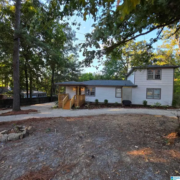 3893 PARKWOOD ROAD, Bessemer, AL 35022
