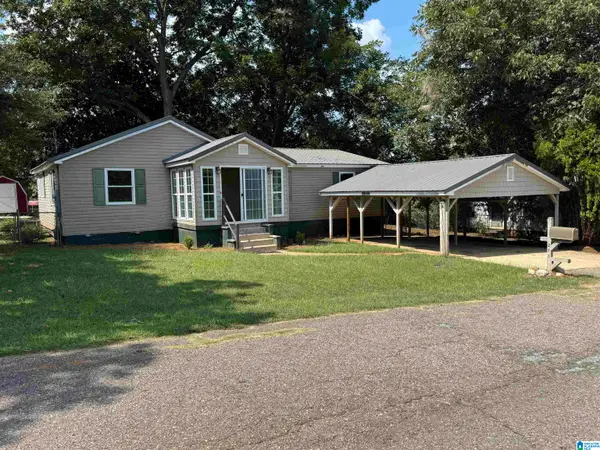211 RAY AVENUE, Piedmont, AL 36272