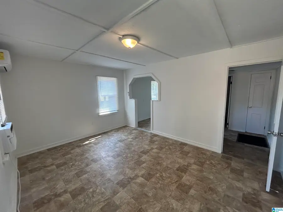 302 LUCIUS DRIVE, Anniston, AL 36201 - #3