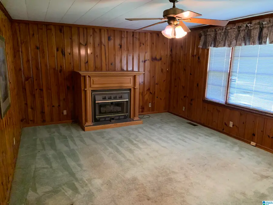 617 HILLTOP AVENUE, Warrior, AL 35180 - #2