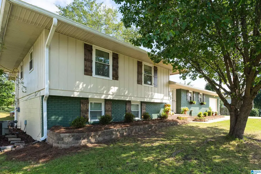 505 WILDERNESS ROAD, Pelham, AL 35124 - #2