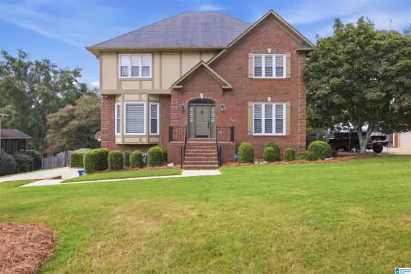 1952 CAHABA CREST DRIVE, Birmingham, AL 35242