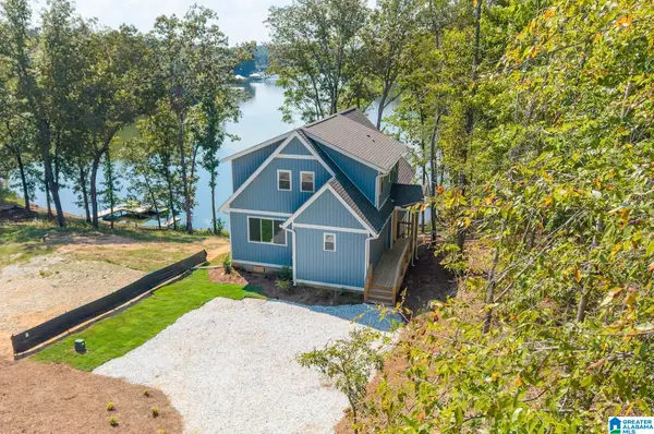 1132 GLADE ROAD, Talladega, AL 35160