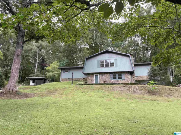 208 EARL ROBERTS ROAD, Anniston, AL 36207