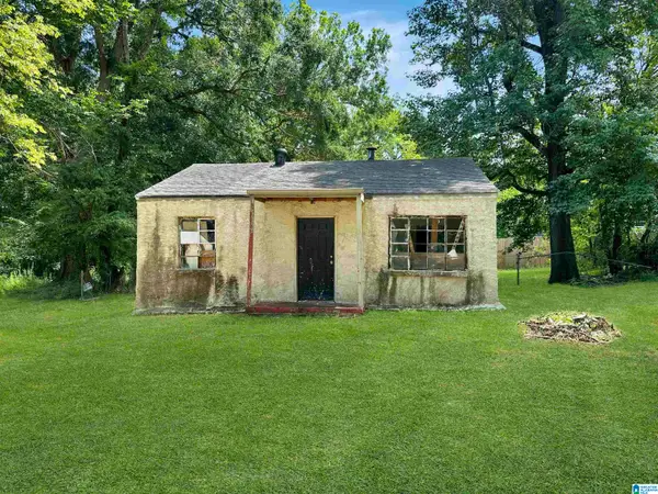 1541 MEADOW COURT, Birmingham, AL 35228