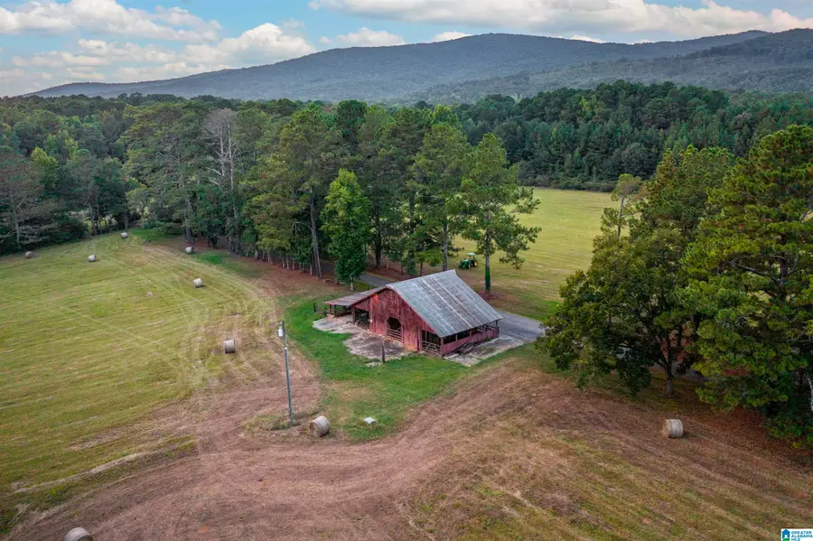 571 PINECROFT ROAD, Anniston, AL 36207 - #2