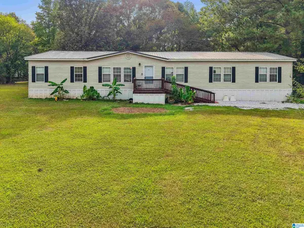 5735 MCGOWANS FERRY ROAD, Childersburg, AL 35044