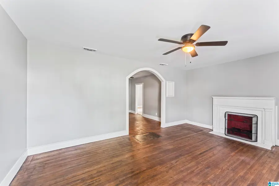4645 AVENUE U, Birmingham, AL 35208 - #2