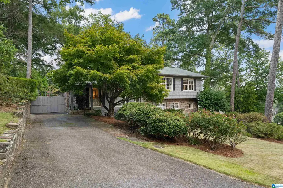 121 HERITAGE CIRCLE, Mountain Brook, AL 35213 - #3