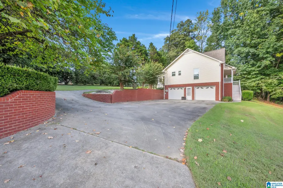 4626 LENORA DRIVE, Gardendale, AL 35071 - #3