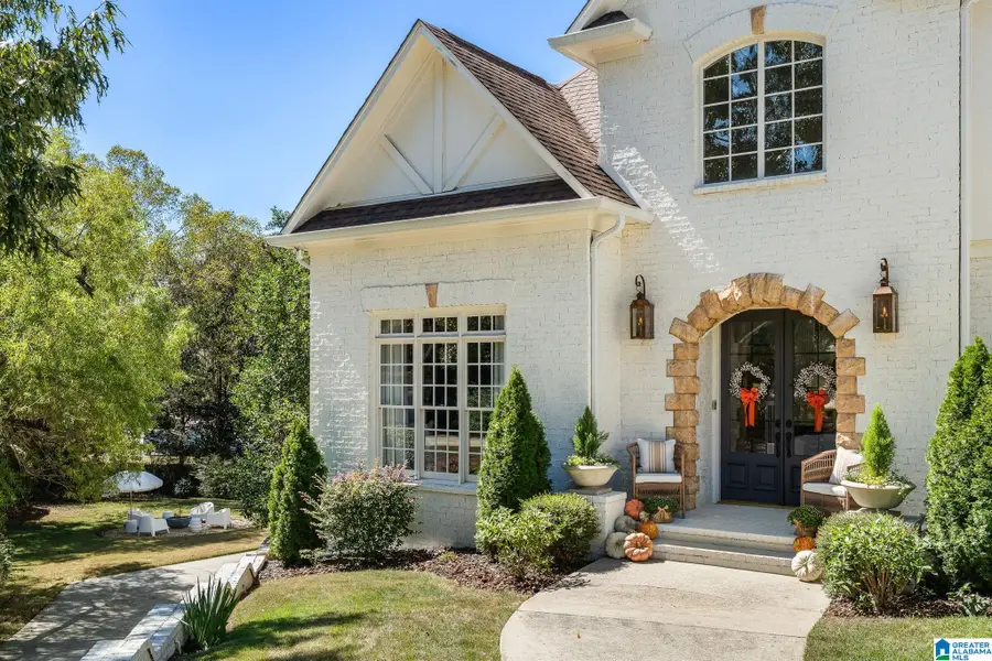 2301 LONGLEAF WAY, Vestavia Hills, AL 35243 - #3