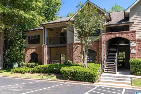 120 STERLING OAKS DRIVE, Hoover, AL 35244
