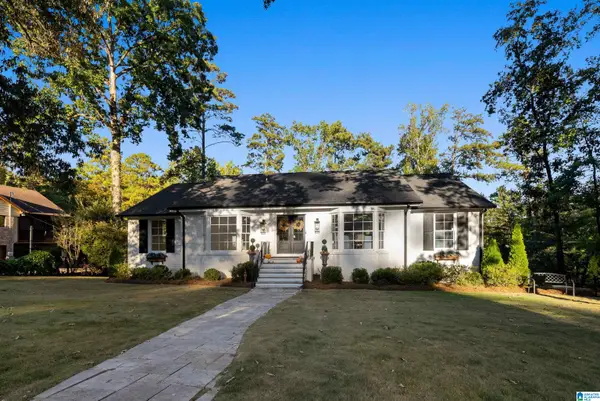 1277 BRANCHWATER LANE, Vestavia hills, AL 35216