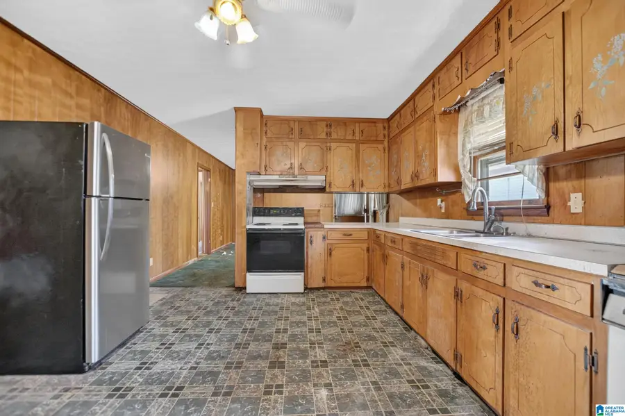 30 E 19TH STREET, Anniston, AL 36201 - #3